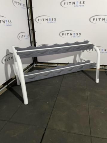 Technogym Dumbell rek beschikbaar voor biedingen