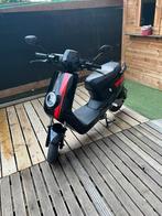 Elektrische scooter klasse b, Ophalen of Verzenden, Zo goed als nieuw, Elektrisch