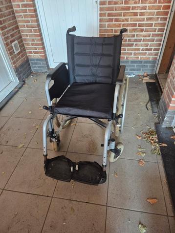 Rolstoel beschikbaar voor biedingen