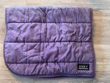 Zadeldek/ onderlegger Anki paars beschikbaar voor biedingen