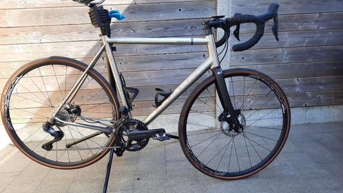 Van Nicholas Skeiron Disc 12sp di2 Titanium Maat 57, Fietsen en Brommers, Fietsen | Heren | Sportfietsen en Toerfietsen, Zo goed als nieuw