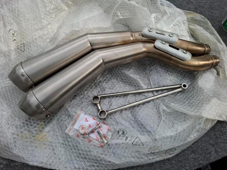 Ducati SportClassic 1000 uitlaat (ook voor S2R & S4R), Motoren, Onderdelen | Ducati, Ophalen of Verzenden