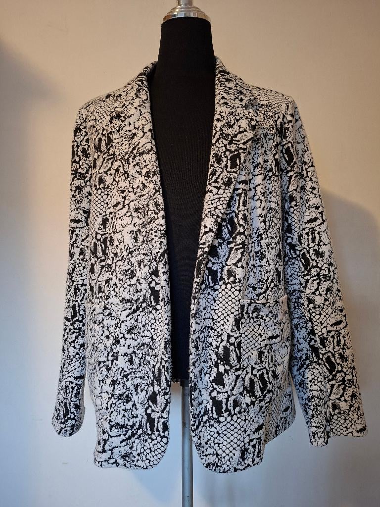 XL Collectie blazer met slangenprint - Zwart/wit, Kleding | Dames, Verzenden, Zwart, Maat 46/48 (XL) of groter, Zo goed als nieuw