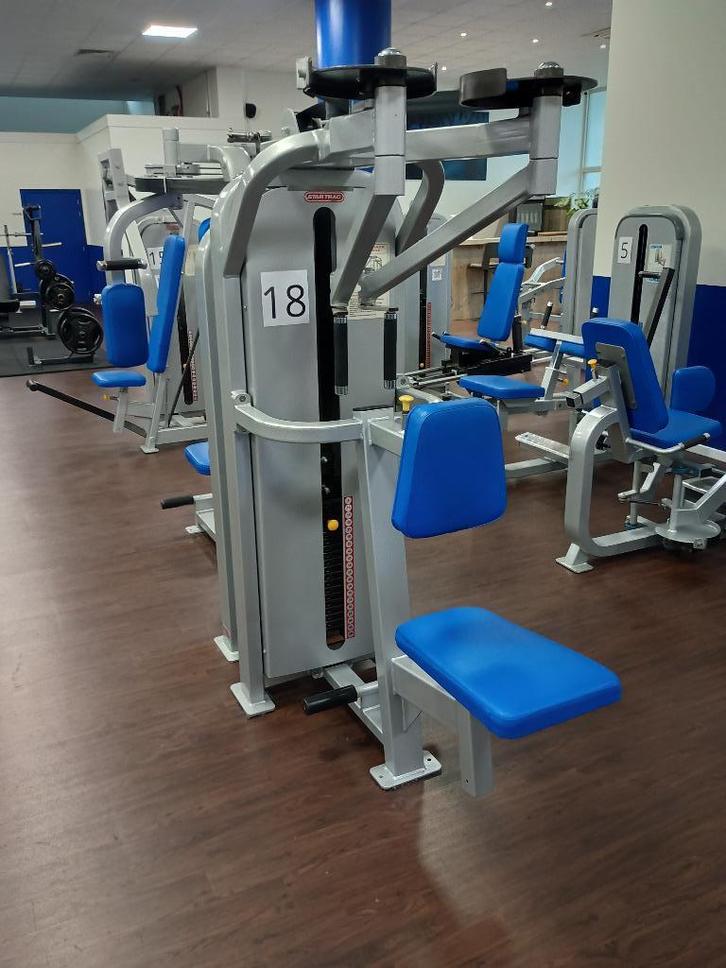 Complete fitness set, Sport en Fitness, Fitnessapparatuur, Gebruikt, Krachtstation, Armen, Benen, Borst, Buik, Rug, Ophalen