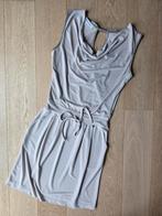 Rinascimento, beige kleedje, S, Verzenden, Zo goed als nieuw, Maat 36 (S), Beige