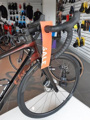koersfiets beschikbaar voor biedingen