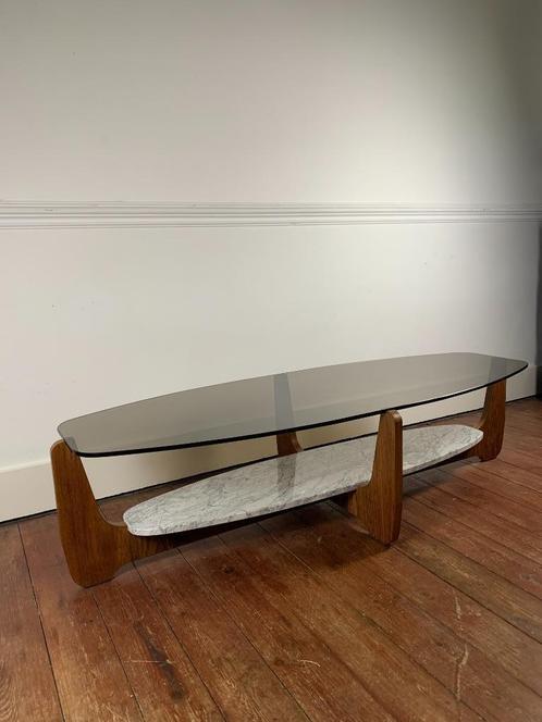 Table basse par Hugues Poignant , 1960/70, France, Antiquités & Art, Antiquités | Meubles | Tables, Enlèvement