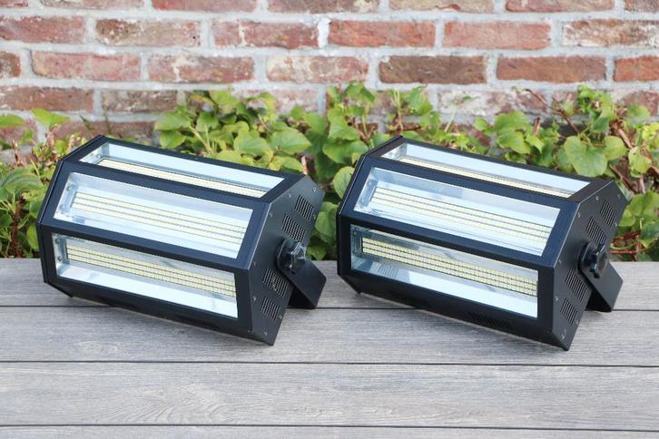 2x HQ Power NUCLILED 3000 Stroboscopen, Musique & Instruments, Lumières & Lasers, Comme neuf, Enlèvement