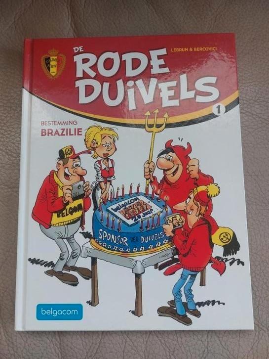 Boek De Rode Duivels  bestemming Braziliê, Boeken, Stripverhalen, Gelezen, Eén stripboek, Ophalen of Verzenden
