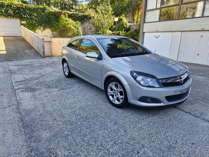 OPEL ASTRA 1.4 BENZINE 2007 MET 165DKM AIRCO GKV VERKOO, Auto's, Opel, Particulier, Astra, ABS, Airbags, Airconditioning, Boordcomputer