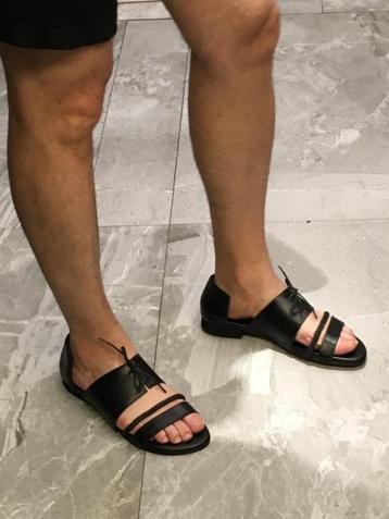 MEN'S SANDALS MIWA BRASIL (42) disponible aux enchères