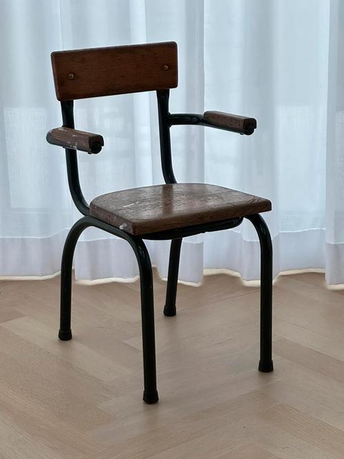 Échte vintage TUBAX kleuterstoel industriële stijl jaren 50, Kinderen en Baby's, Kinderkamer | Tafels en Stoelen, Gebruikt, Stoel(en)