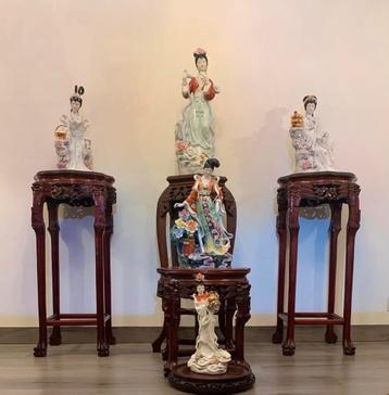 AWSOME ART JIXIANG  PORCELAIN PERSON’S FIGURES COLLECTION beschikbaar voor biedingen