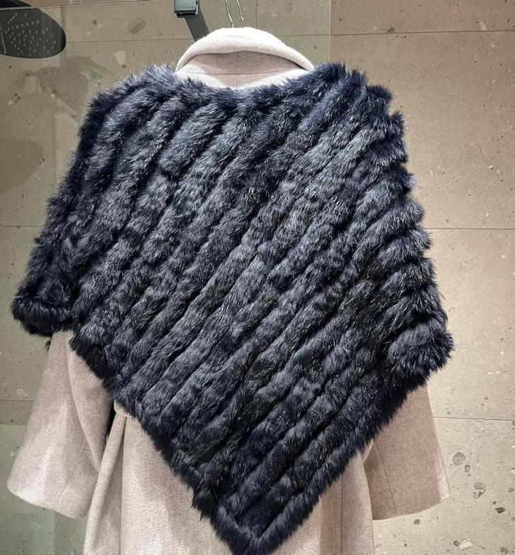 Poncho/ d blauw/ one size/ €12, Vêtements | Femmes, Pulls & Gilets, Comme neuf, Bleu, Enlèvement ou Envoi