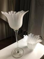 Decoratie in wit melkglas., Huis en Inrichting, Woonaccessoires | Kandelaars en Kaarsen, Overige materialen, Wit, Zo goed als nieuw