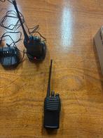 Vertex Standard VX-451, Télécoms, Talkies-walkies & Walkies-talkies, Talkie-walkie ou Walkie-talkie, Enlèvement ou Envoi, Avec clip de ceinture