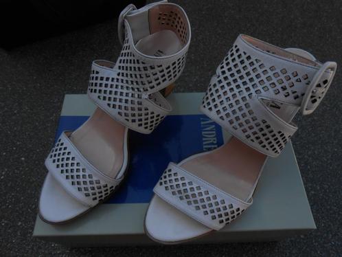 Prachtige damesschoenen met open hiel en hoge hak maat 37,5, Kleding | Dames, Schoenen, Zo goed als nieuw, Lage of Enkellaarzen