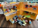 Playmobil 4374 meeneem dierenkliniek, Kinderen en Baby's, Speelgoed | Playmobil, Ophalen of Verzenden, Zo goed als nieuw, Complete set