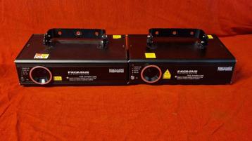 2 Lasers Lightmaxx Pegasus Rgb + 2 Flightcases beschikbaar voor biedingen