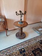 Houten tafel, Ophalen