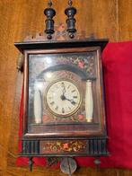 Houten Kastklok/Wandklok (Met beschilderd glas), Ophalen