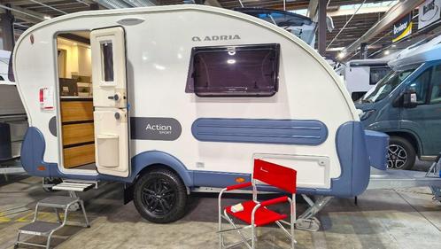 ADRIA ACTION 391 LH SPECIAL EDITIE SPORT, Caravans en Kamperen, Caravans, Bedrijf, tot en met 3, 1000 - 1250 kg, Adria, 2 aparte bedden