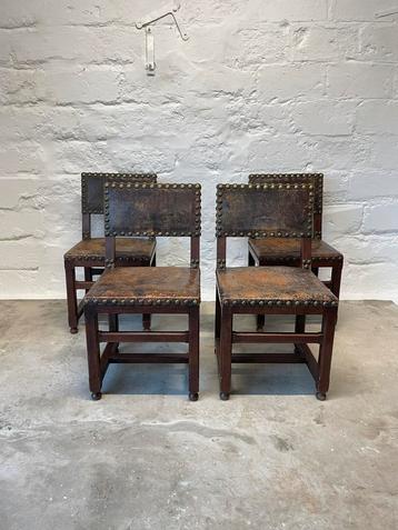 4 leren stoelen in renaissancestijl. beschikbaar voor biedingen