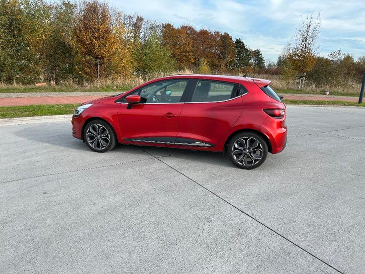 voiture, Autos, Renault, Particulier, Clio, Caméra de recul, Air conditionné, Bluetooth, Ordinateur de bord, Verrouillage central