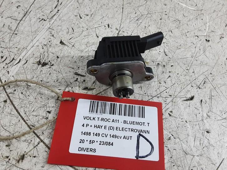 DIVERSEN DIVERS Volkswagen T-Roc I (04E906048A), Auto-onderdelen, Overige Auto-onderdelen, Volkswagen, Gebruikt