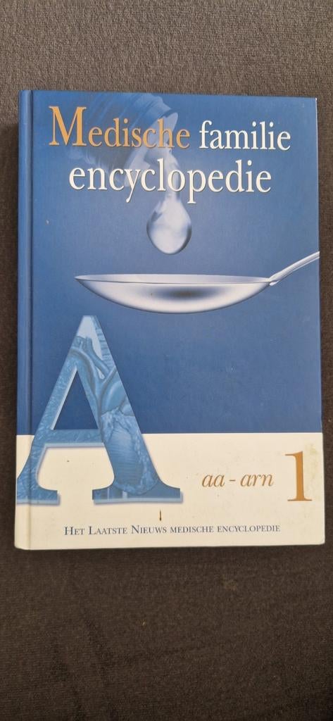 MEDISCHE Familie encyclopedie, Boeken, Ophalen of Verzenden, Zo goed als nieuw
