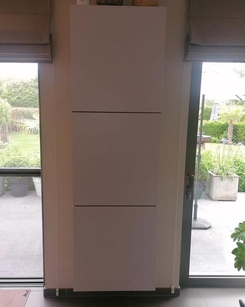 Mooie opbergkast IKEA in heel goede staat, Huis en Inrichting, Kasten | Kleerkasten, Zo goed als nieuw, Ophalen