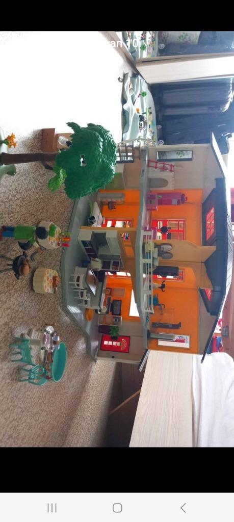 Playmobil woonhuis met inrichting 9266 9267 9268 ..., Kinderen en Baby's, Speelgoed | Playmobil, Zo goed als nieuw, Complete set