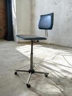 Vintage industriële bureaustoel / atelierstoel / desk chair, Ophalen of Verzenden
