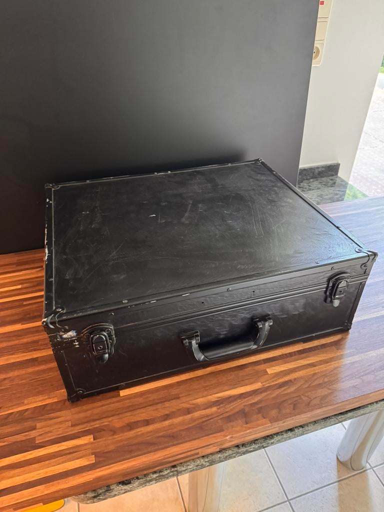 Koffer, Musique & Instruments, Enlèvement, Comme neuf