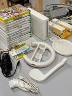 Nintendo Wii uitgebreide set + sport set microfoon 14 games, Games en Spelcomputers, Met 2 controllers, Ophalen of Verzenden, Zo goed als nieuw