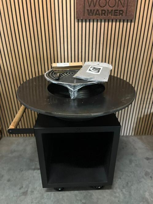 25118 Ofyr Classic Black Storage 100 pro +acc, Tuin en Terras, Houtskoolbarbecues, Nieuw, Met accessoires, Ophalen