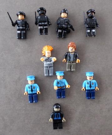 Set van 10 minifiguren die niet van LEGO zijn beschikbaar voor biedingen