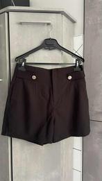 ZARA L zwartgouden soepelvallende short met knoopsluiting, Kleding | Dames, Broeken en Pantalons, Zara, Ophalen of Verzenden, Zo goed als nieuw