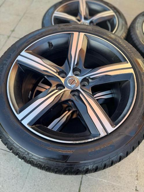 Velgen + Winterbanden voor Volvo V60 - R-Design 18", Auto-onderdelen, Banden en Velgen, Velg(en), Winterbanden, 18 inch, 245 mm