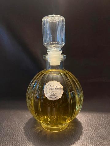 VINTAGE EAU DE COLOGNE CARA GROTE FLES 300 ml? beschikbaar voor biedingen