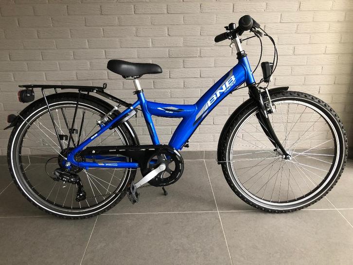 Jongensfiets BNB Bike 24 inch NIEUWSTAAT, Fietsen en Brommers, Fietsen | Jongens, Zo goed als nieuw, 24 inch, Handrem, Versnellingen