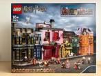 Lego Harry Potter 75978 - Diagon Alley Nieuw!, Kinderen en Baby's, Ophalen of Verzenden, Nieuw, Complete set, Lego
