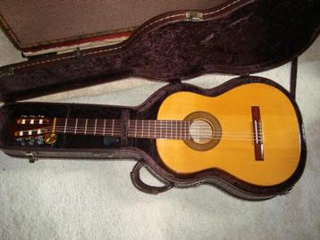 Ovation 12 string, Takamine 1975 en Gustav Glassl 1960