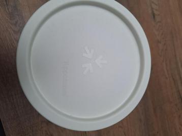 Tupperware dozen beschikbaar voor biedingen