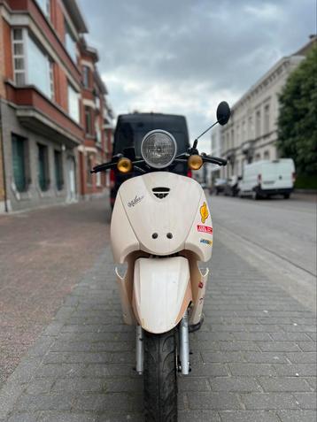 Milano a-klasse, Fietsen en Brommers, Ophalen, Zo goed als nieuw, Elektrisch