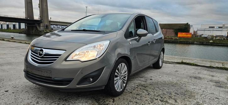 OPEL MERIVA// 1.7 CDTI //2011 // 110 PK // 160DKM // EURO 5, Auto's, Opel, Particulier, Meriva, ABS, Airbags, Airconditioning