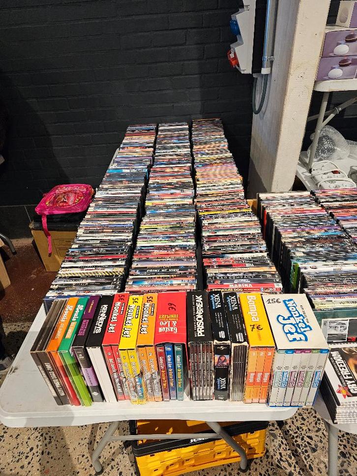 Meer dan 400 DVD's en Cd's samen voor de prijs van 150€, Cd's en Dvd's, Dvd's | Actie, Gebruikt, Ophalen