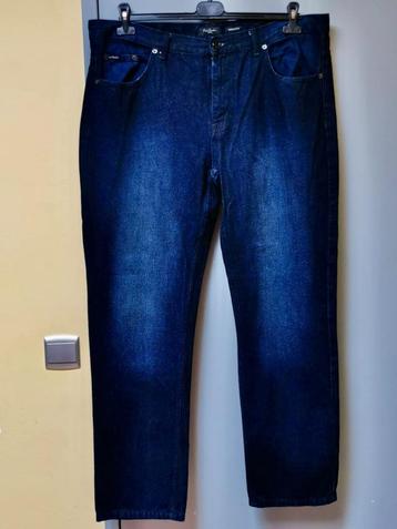 Jeansbroek maat 40W R beschikbaar voor biedingen