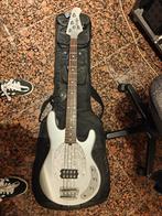 Basgitaar OLP met gigbag, Musique & Instruments, Instruments à corde | Guitares | Basses, Enlèvement, Utilisé, Électrique
