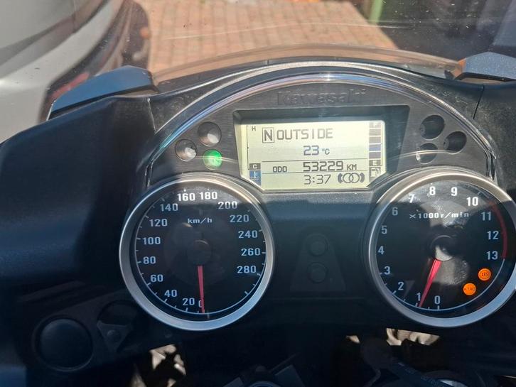 Te koop kawasaki gtr 1400, Motoren, Motoren | Kawasaki, Particulier, Toermotor, meer dan 35 kW, 4 cilinders, Motorrijbewijs A